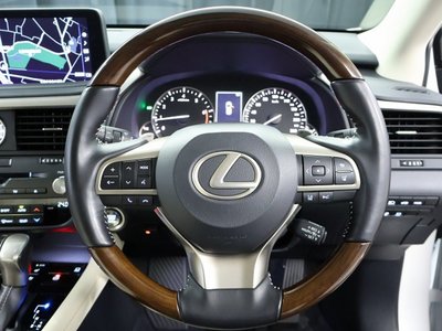 2021 Lexus RX — миниатюра 27