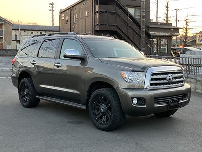 TOYOTA SEQUOIA - 7