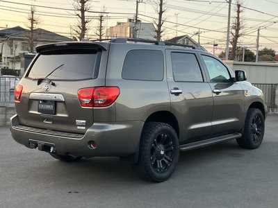 TOYOTA SEQUOIA - 6