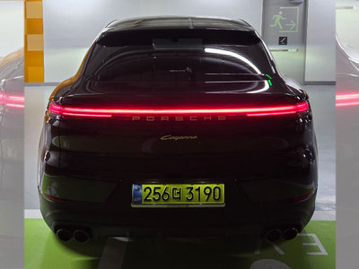 PORSCHE CAYENNE - 8