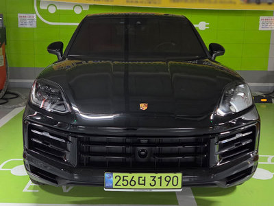 PORSCHE CAYENNE - 1