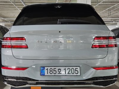 صورة 2 لـ 2026 Genesis GV80