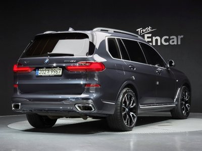 2021 BMW X7 photo 5