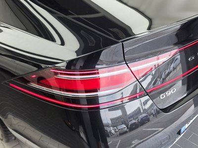 2022 Genesis G90 照片 10