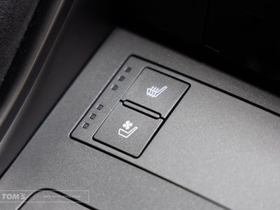 2023 Lexus IS — миниатюра 56