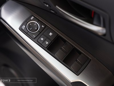 2023 Lexus IS — миниатюра 65
