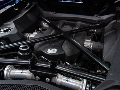 2019 Lamborghini AVENTADOR photo 5