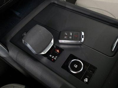 LAND ROVER DISCOVERY - 9