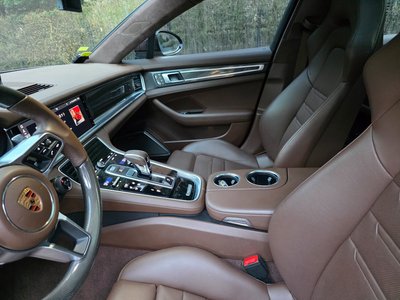 PORSCHE PANAMERA - 4