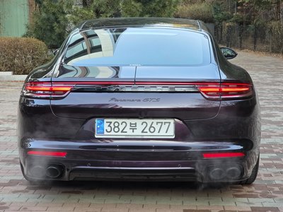 PORSCHE PANAMERA - 5
