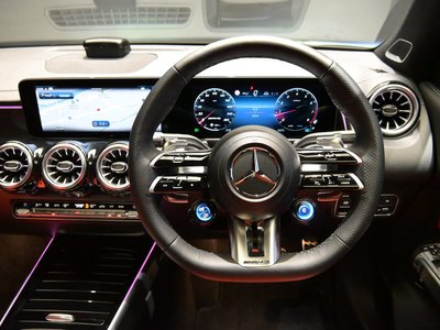 صورة مصغرة 16 لـ 2025 Mercedes-BENZ GLB AMG