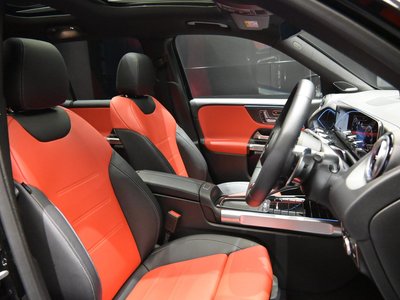 صورة مصغرة 15 لـ 2025 Mercedes-BENZ GLB AMG