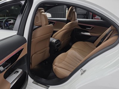 2025 Mercedes-BENZ E-CLASS 缩略图 11