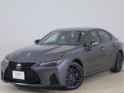 LEXUS IS