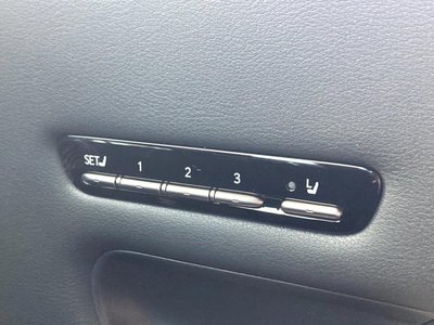 صورة مصغرة 56 لـ 2020 Lexus LS