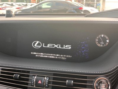 صورة مصغرة 40 لـ 2020 Lexus LS