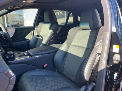صورة مصغرة 35 لـ 2020 Lexus LS