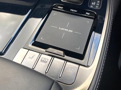 صورة مصغرة 47 لـ 2020 Lexus LS