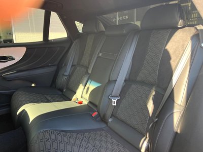 صورة مصغرة 34 لـ 2020 Lexus LS