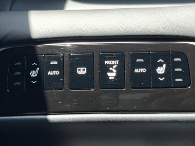 صورة مصغرة 37 لـ 2020 Lexus LS