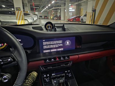 PORSCHE 911 - 8