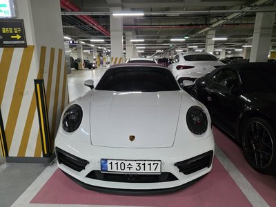 PORSCHE 911 - 1