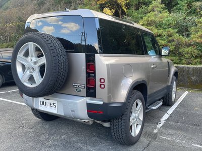 LAND ROVER DEFENDER - 7