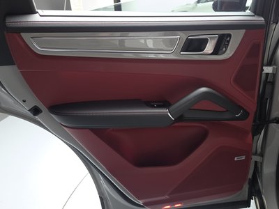 2020 Porsche CAYENNE 缩略图 15