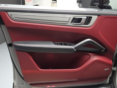 2020 Porsche CAYENNE 缩略图 14