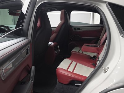 2020 Porsche CAYENNE 缩略图 17