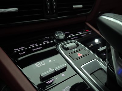 2020 Porsche CAYENNE 缩略图 30