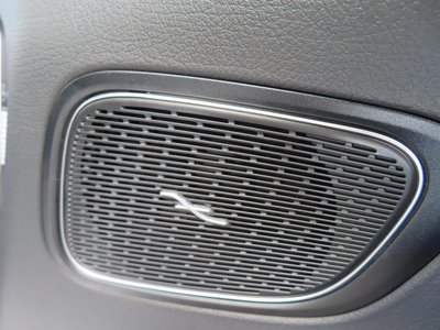 صورة 9 لـ 2023 Mercedes-BENZ GLC