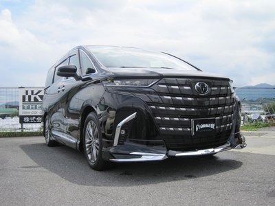 2026 Toyota ALPHARD — фото 1