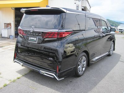 2026 Toyota ALPHARD — фото 4
