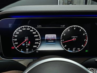 MERCEDES-BENZ E-CLASS - 8