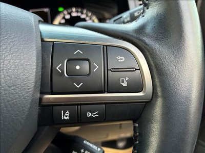 2018 Lexus LX thumbnail 26