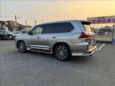 LEXUS LX - 10