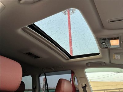 2018 Lexus LX thumbnail 31