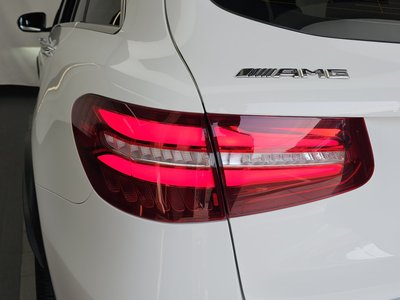 MERCEDES-BENZ GLC - 10