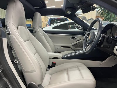 PORSCHE 911 - 8