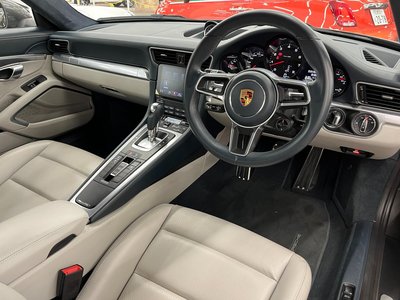 PORSCHE 911 - 5