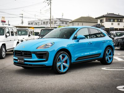 PORSCHE MACAN - 3