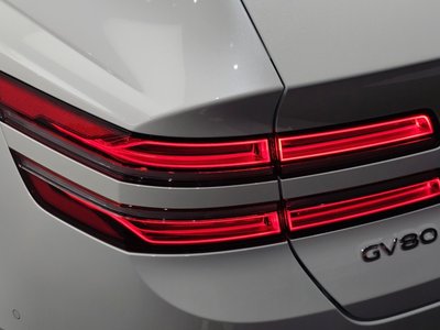 GENESIS GV80 - 10