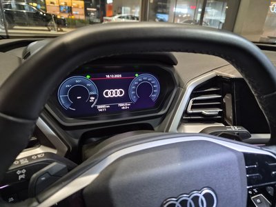 AUDI Q4 E-TRON - 3