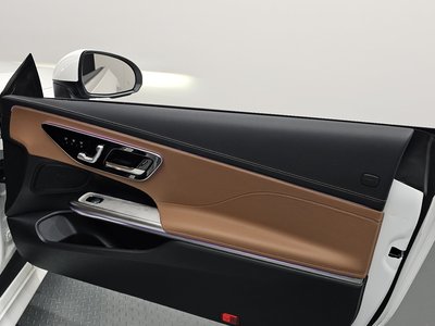 2025 Mercedes-BENZ CLE — миниатюра 14