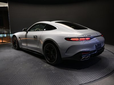MERCEDES-BENZ GT AMG - 7