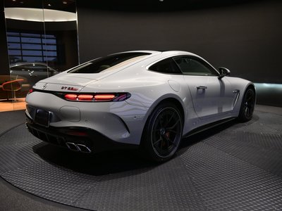 MERCEDES-BENZ GT AMG - 5