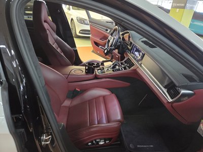 PORSCHE PANAMERA - 5