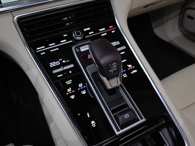 PORSCHE PANAMERA - 9