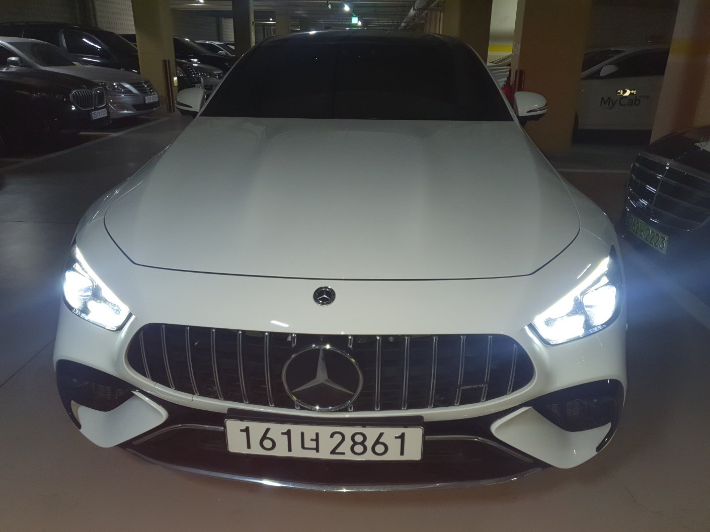 MERCEDES-BENZ GT AMG - View 1